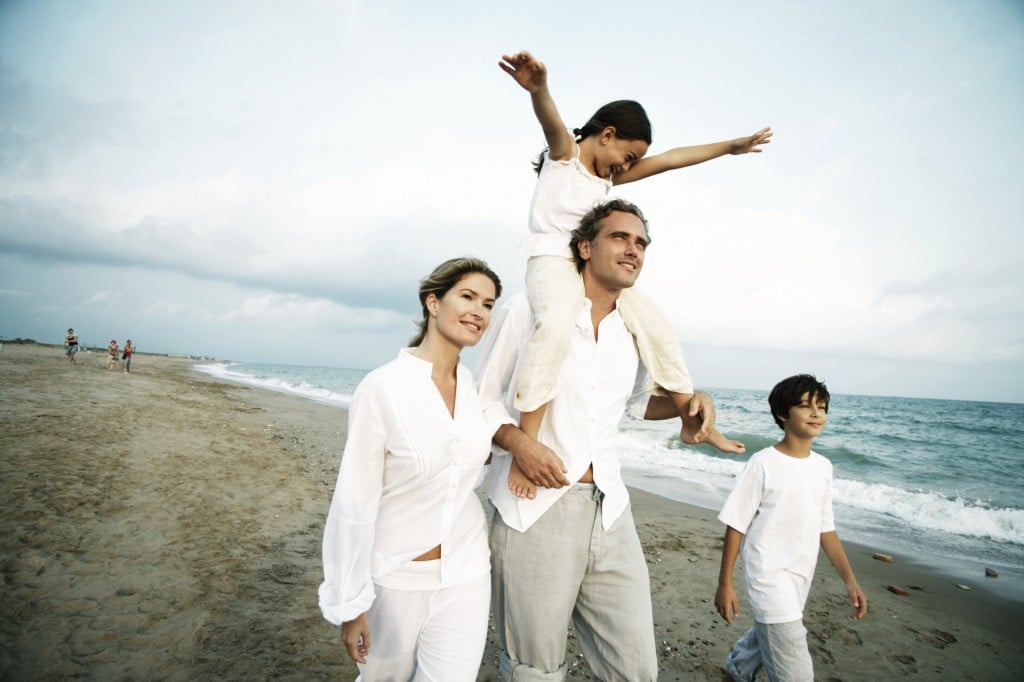 Creating Memories to Smile About with Your Cosmetic Dentist for Chicago 6573777ac7493.jpeg